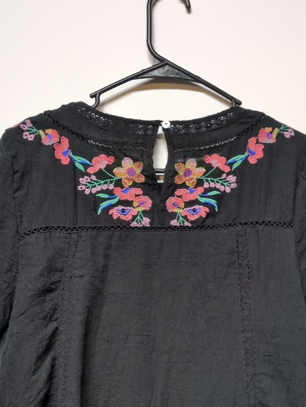 Umgee Floral Embroidered Black Tunic Dress Lined Boho Crochet Cotton Size M - Picture 7 of 11